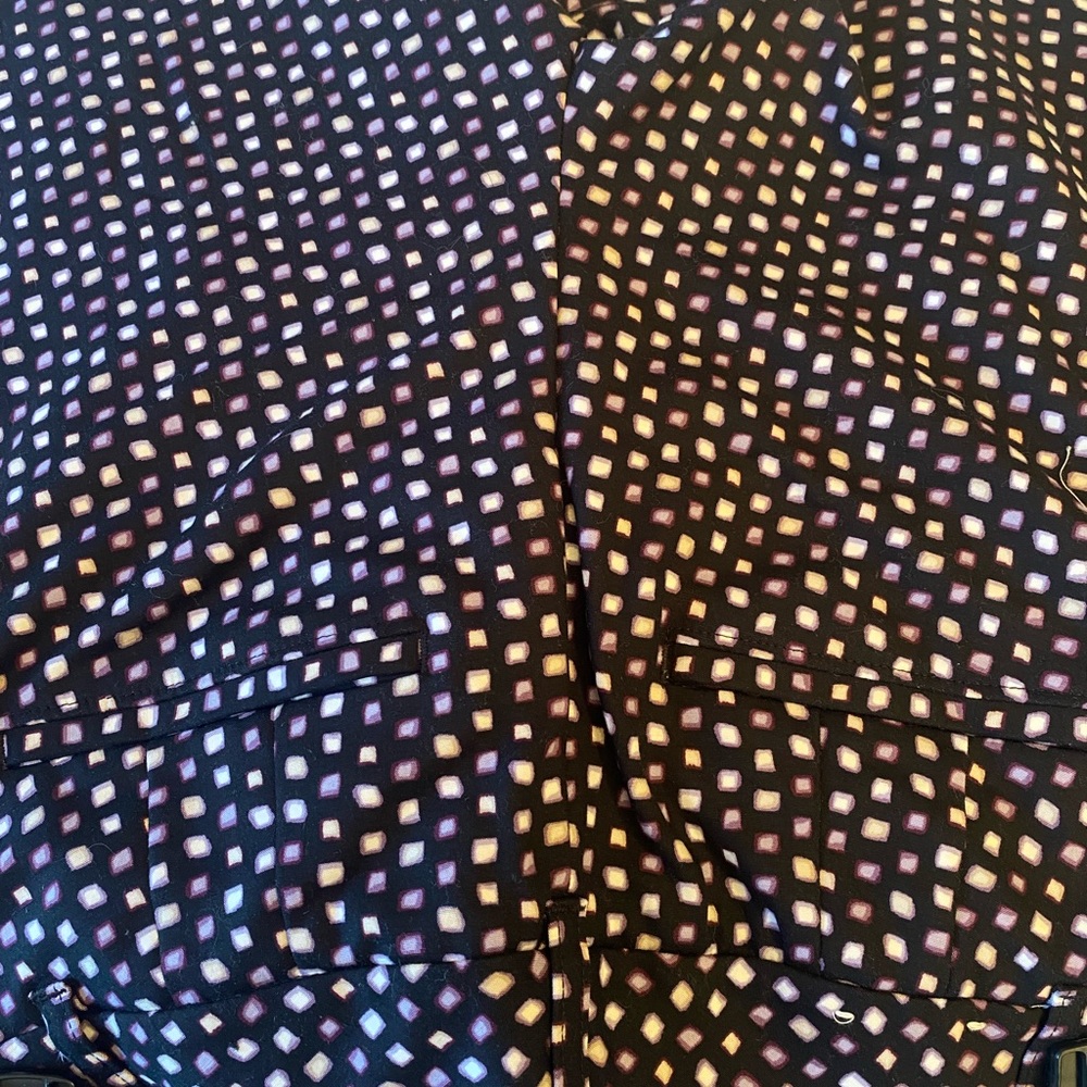 WHITE HOUSE BLACK MARKET 5” short size 4.  New without tags! - Picture 3 of 4